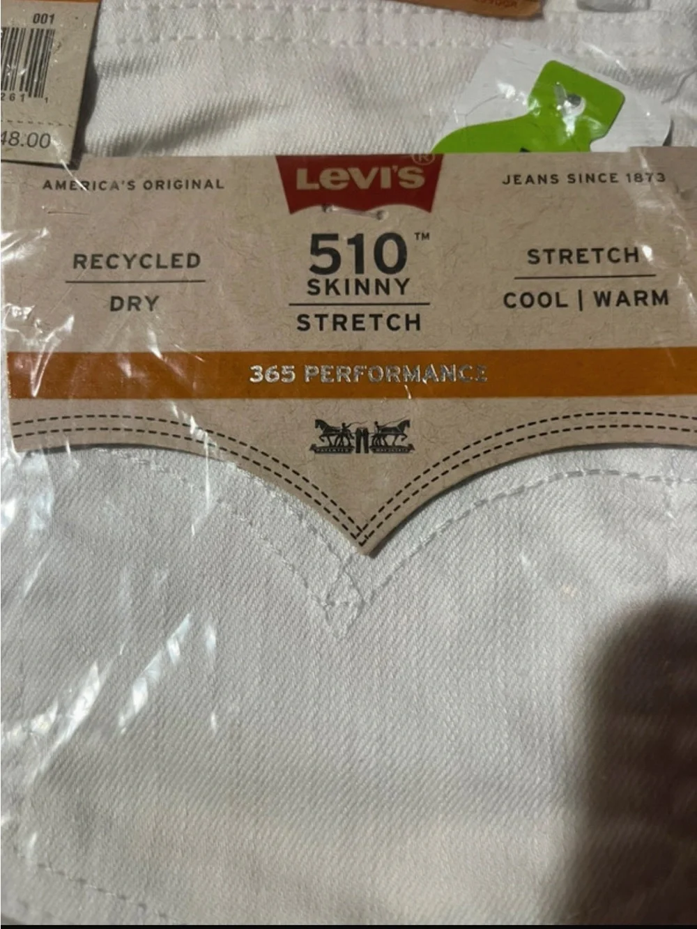 New-boys sz.8. 24 inch waist Levi's 510 Skinny Jeans-classic white jeans